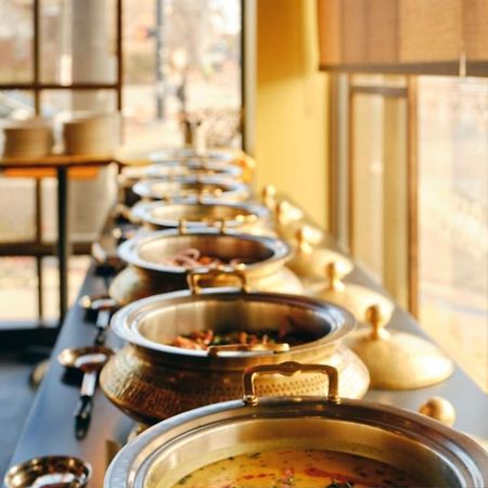 Fabhotel La Volga - Nr Morjim Beach 외부 사진
