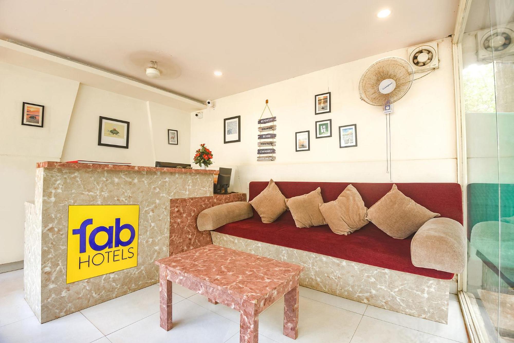 Fabhotel La Volga - Nr Morjim Beach 외부 사진